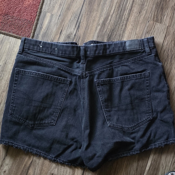 AE Curvy 90's Boyfriend Shorts - Picture 3 of 5